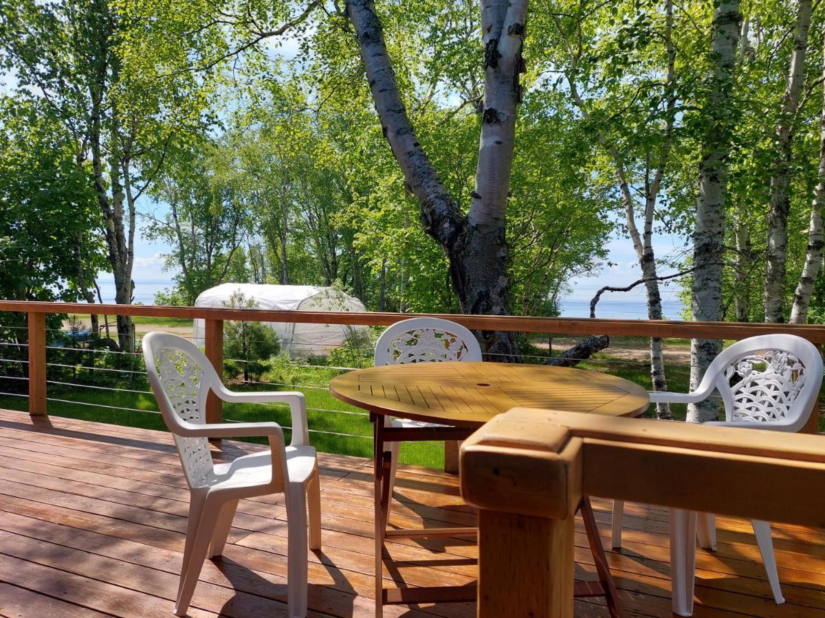 Villa La Nef Bleue Tadoussac Exterior foto
