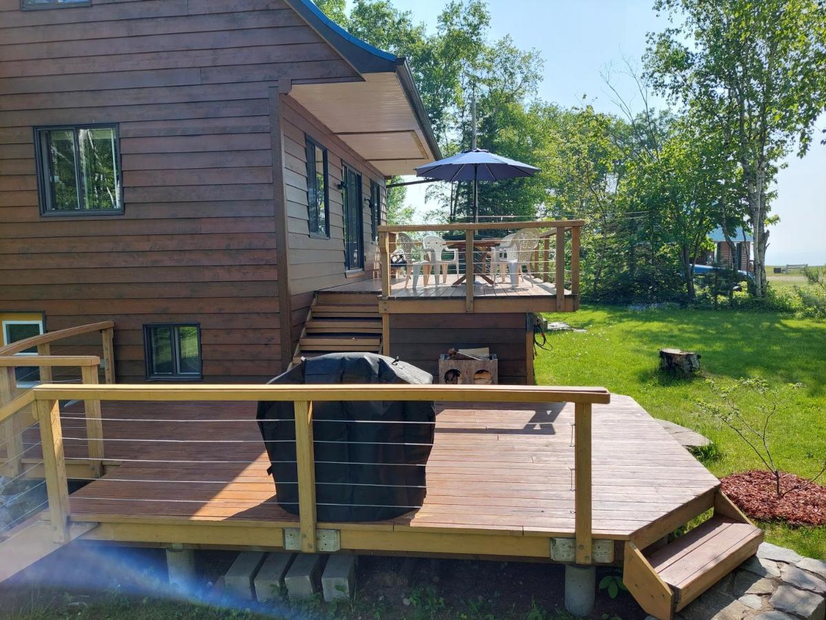 Villa La Nef Bleue Tadoussac Exterior foto